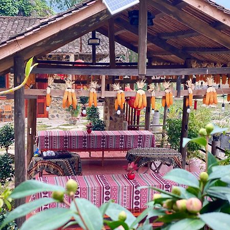 Lan Rung Homestay Lung Nieo Exteriér fotografie