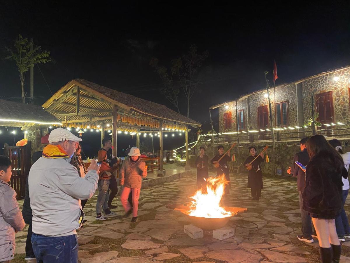 Lan Rung Homestay Lung Nieo Exteriér fotografie