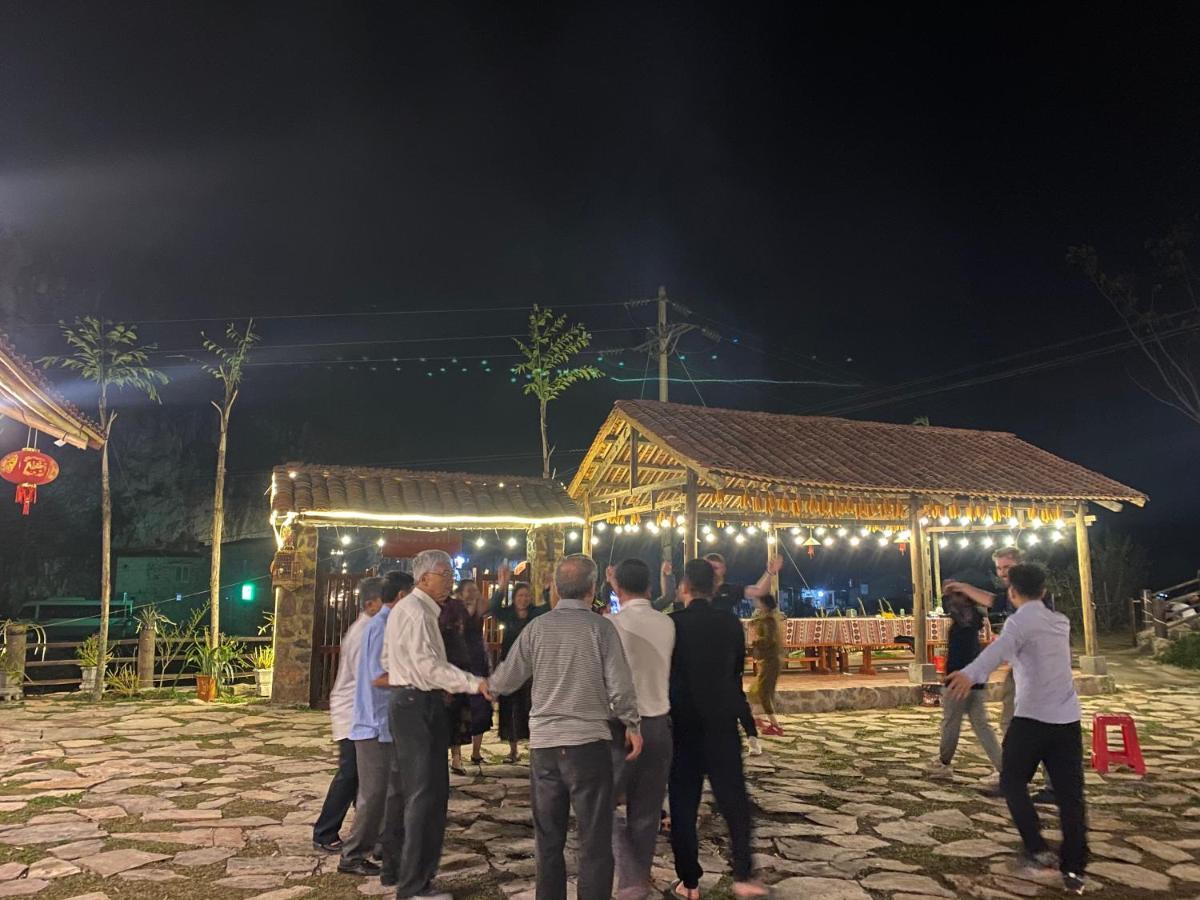 Lan Rung Homestay Lung Nieo Exteriér fotografie